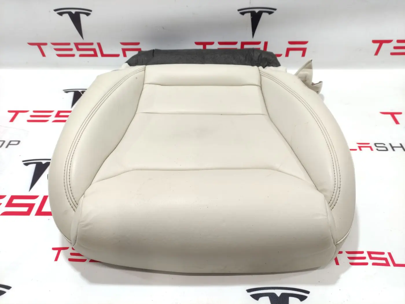 Сиденье переднее к Tesla Model X 2017
