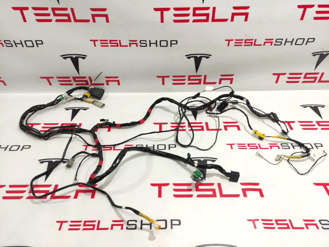 Проводка к Tesla Model X 2017
