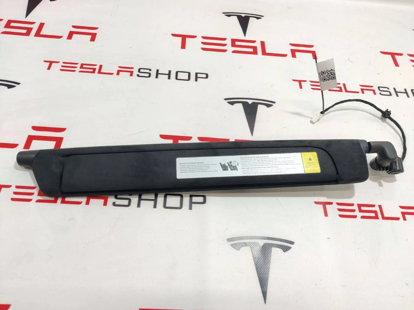 Козырек солнцезащитный к Tesla Model X 2019