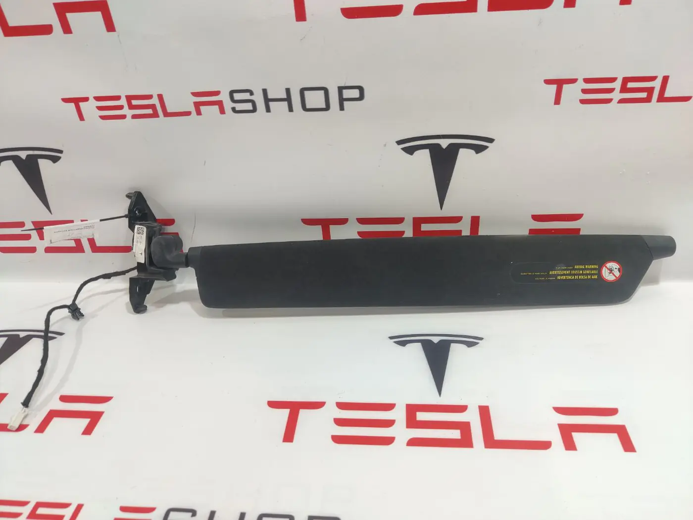 Козырек солнцезащитный к Tesla Model X 2016