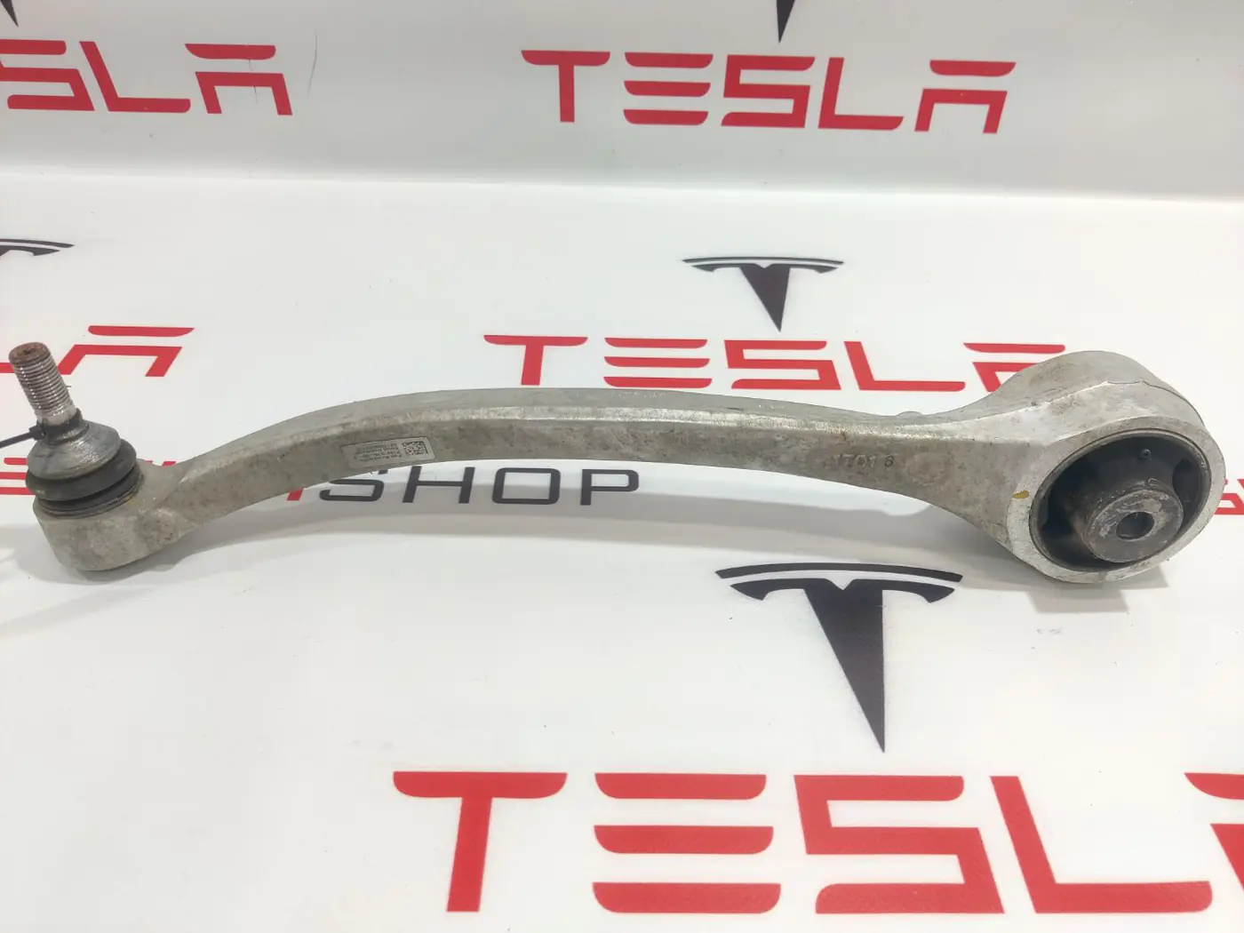 Рычаг передний к Tesla Model X 2016