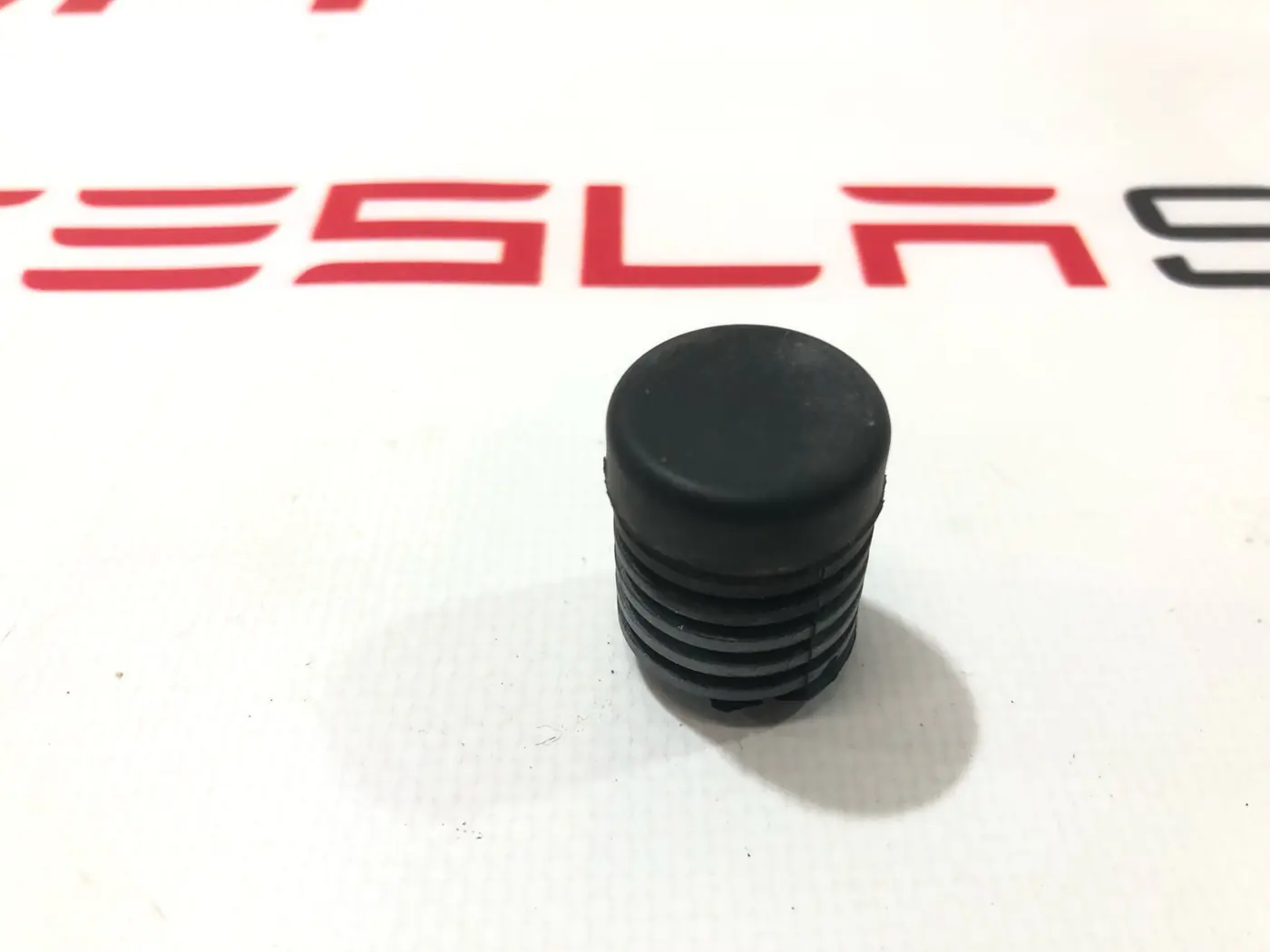 Демпфер к Tesla Model X 2016