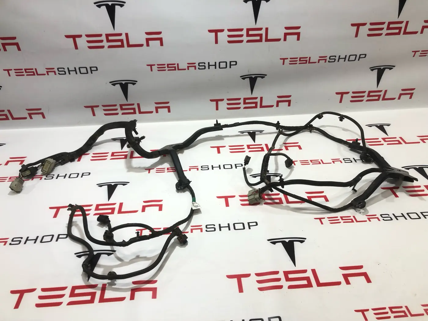 Проводка к Tesla Model X 2019