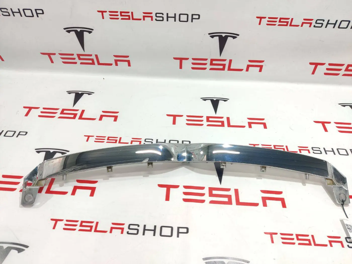 Молдинг бампера переднего к Tesla Model S 2019