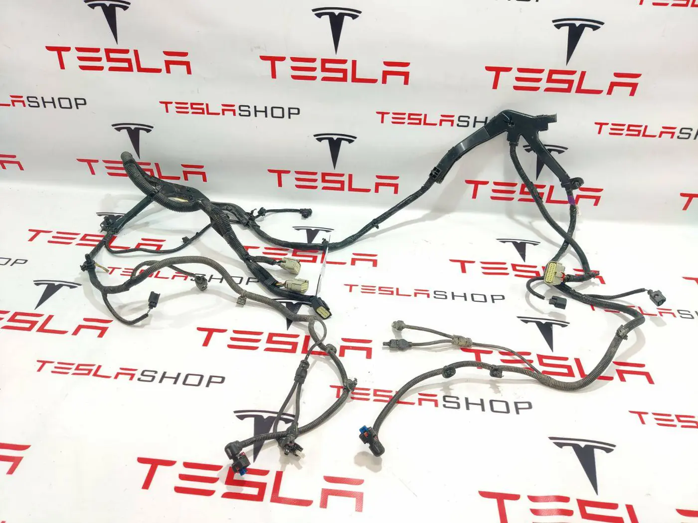 Проводка к Tesla Model X 2019