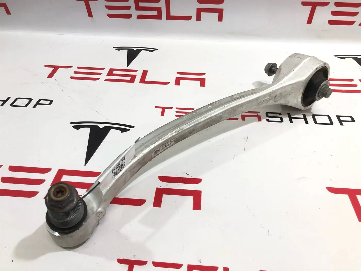 Рычаг передний к Tesla Model X 2019