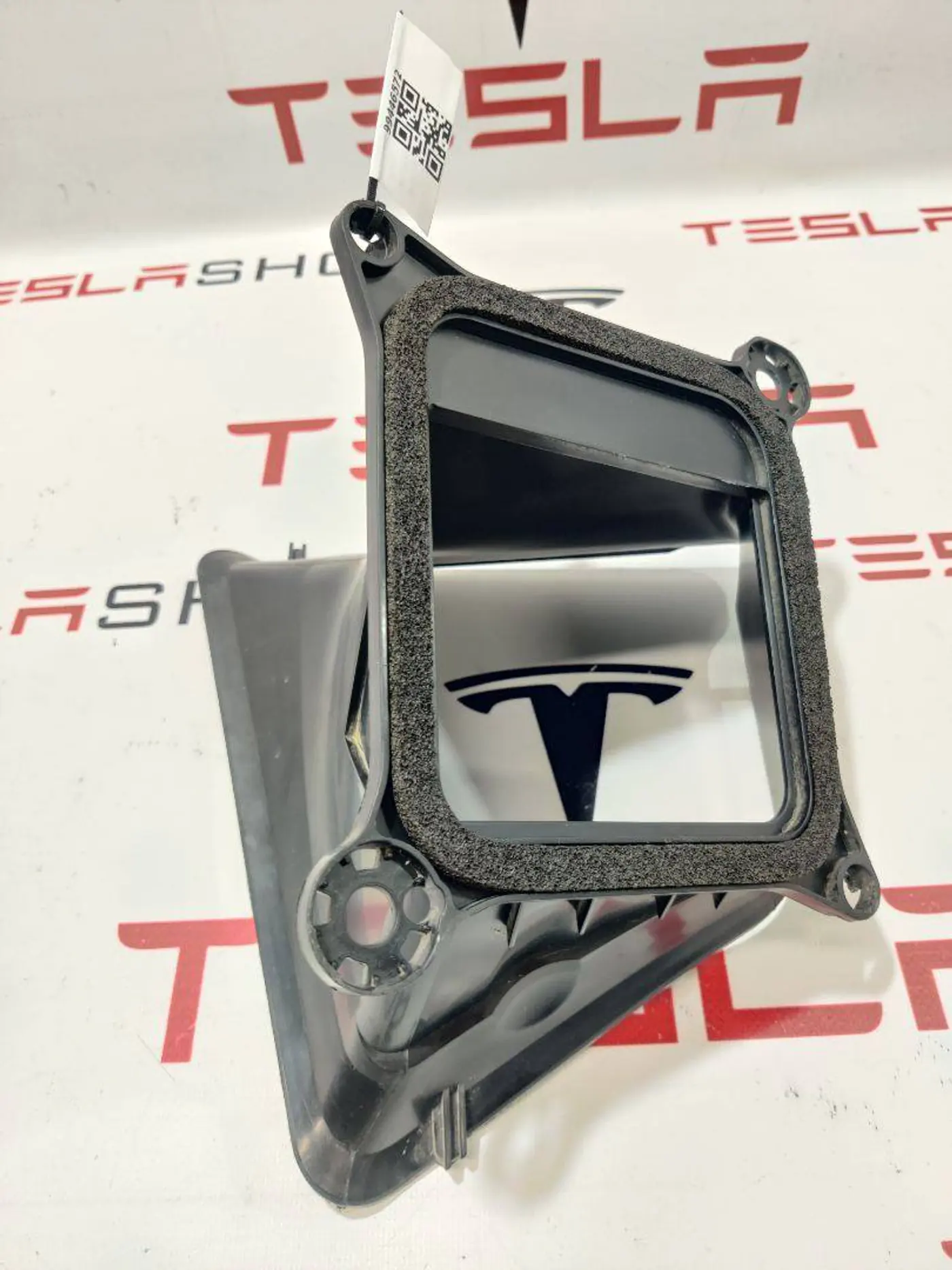 Воздуховод к Tesla Model 3 2019