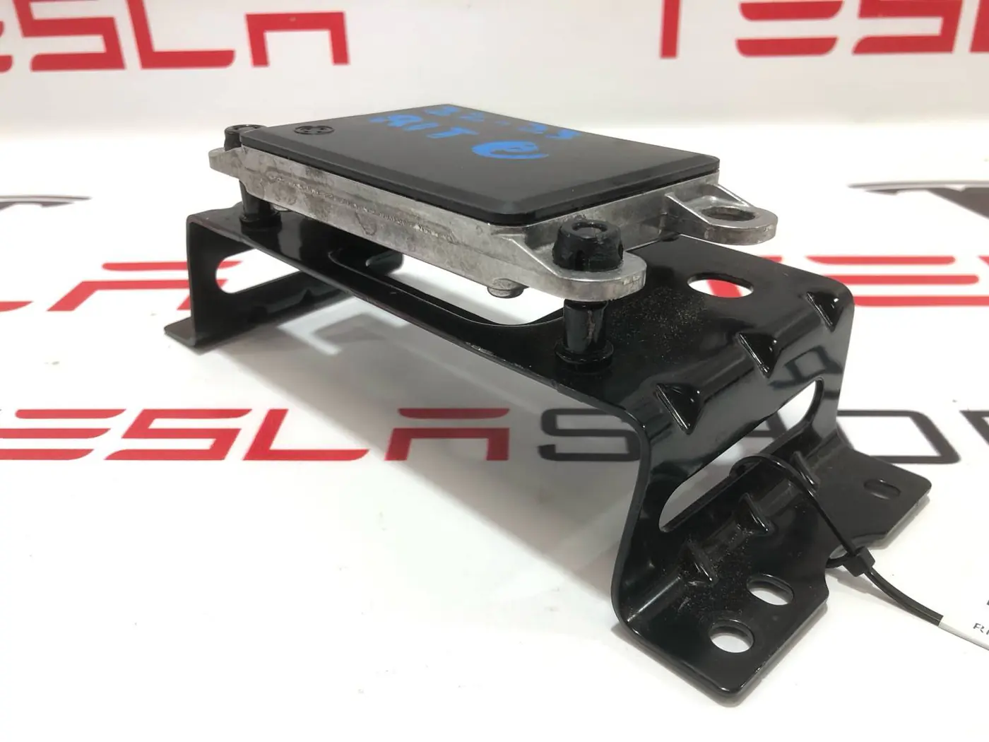Радар к Rivian R1T 2022