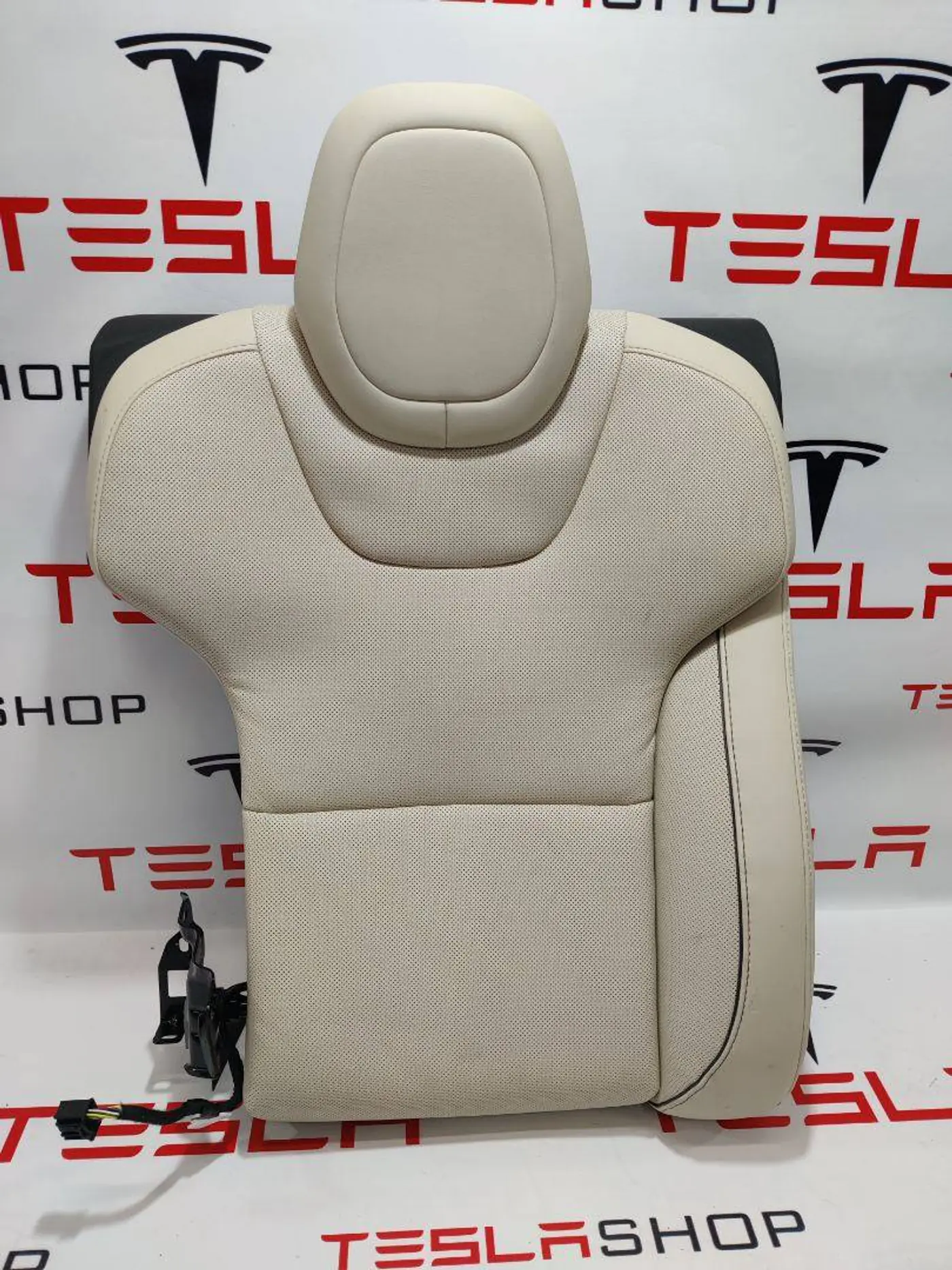 Сиденье заднее к Tesla Model S 2021