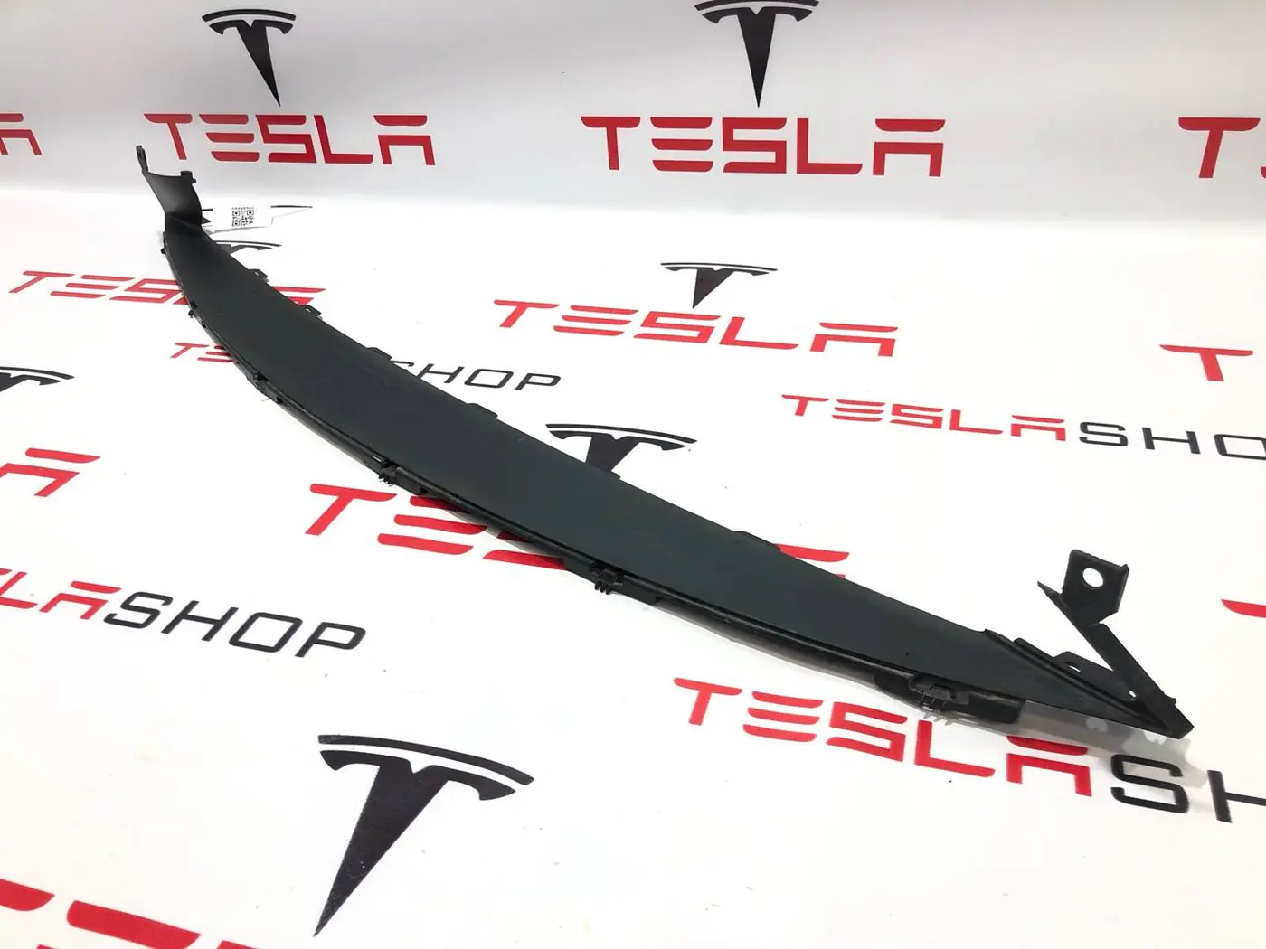 Молдинг бампера переднего к Tesla Model X 2019