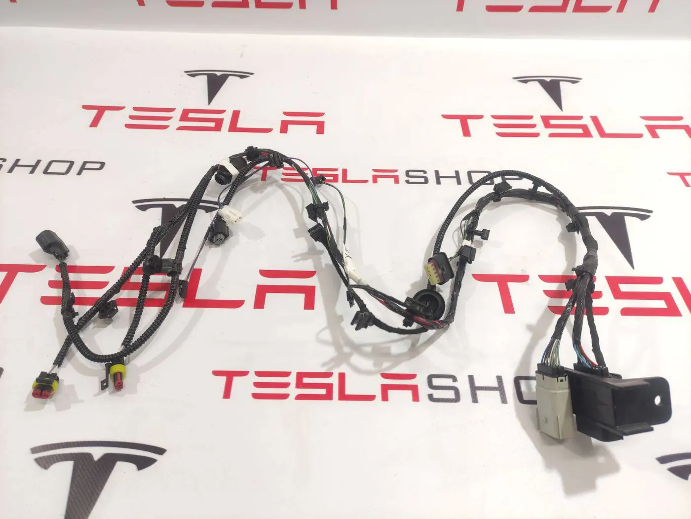 Проводка к Tesla Model X 2019