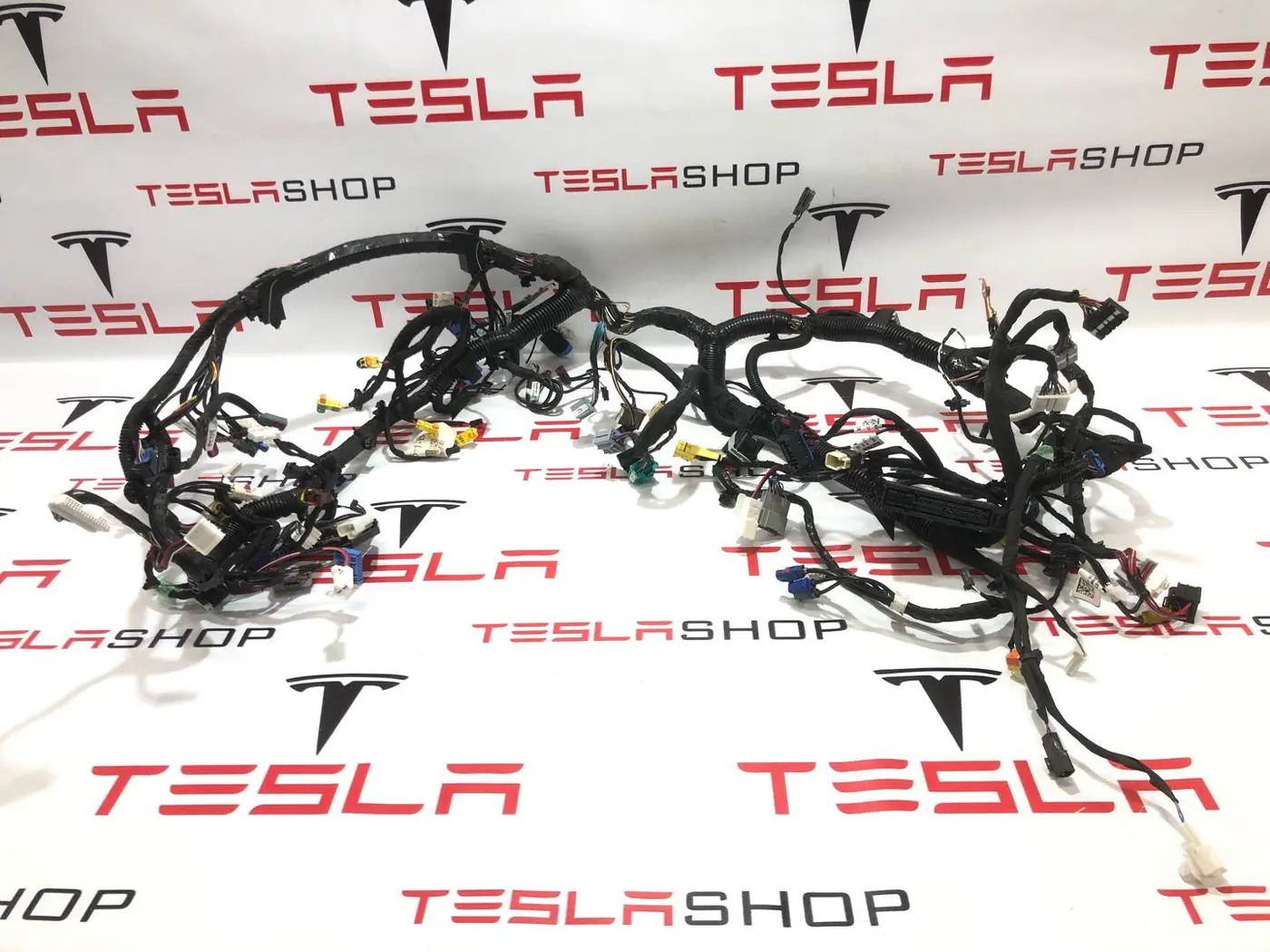 Проводка к Tesla Model X 2019