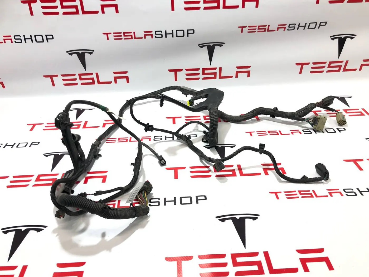 Проводка к Tesla Model X 2021