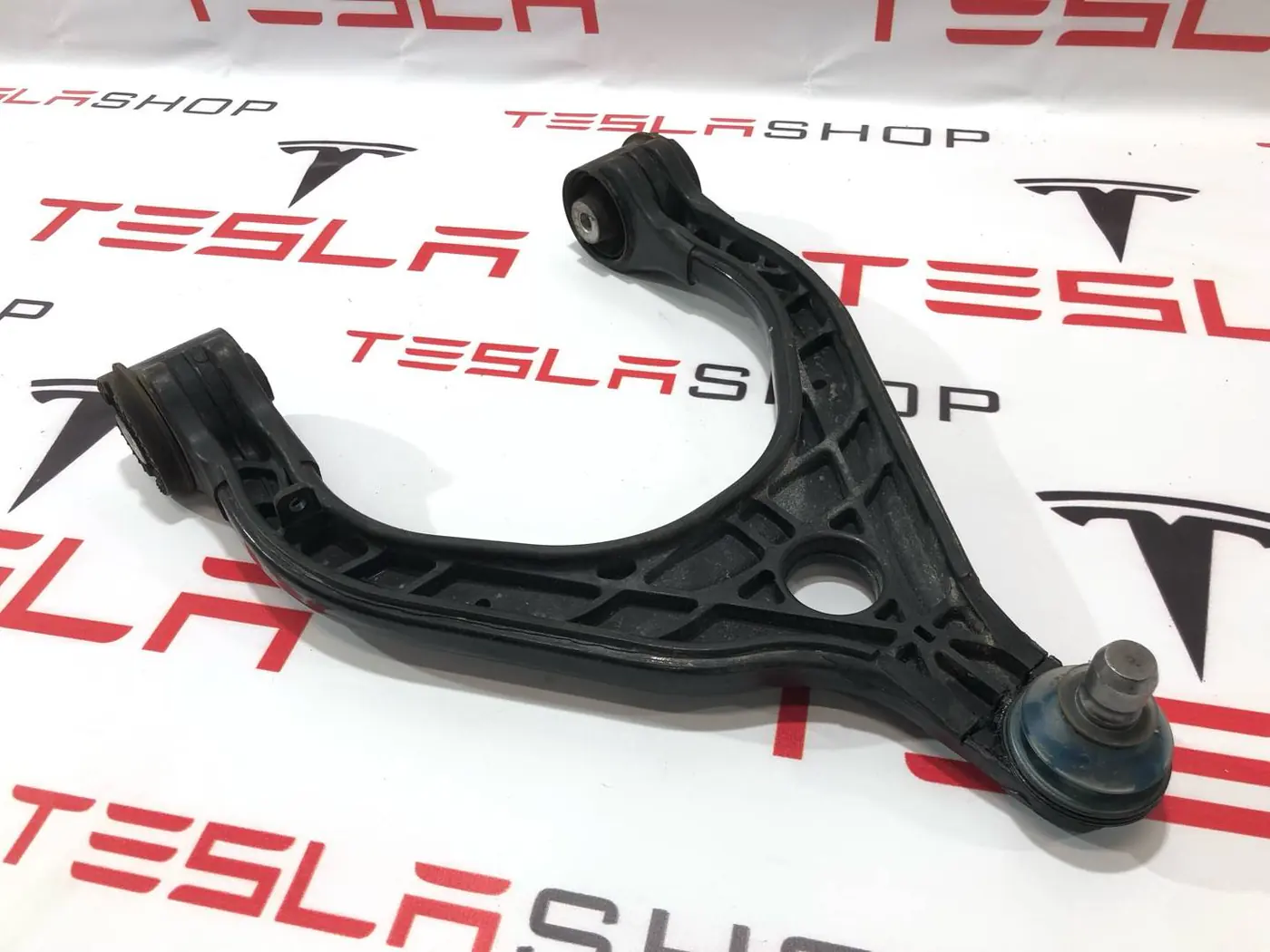 Рычаг передний к Tesla Model X 2018