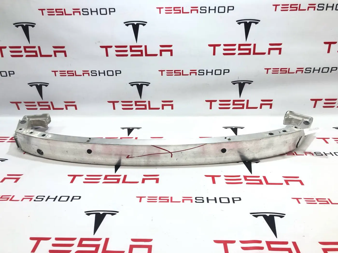 Усилитель бампера к Tesla Model Y 2020