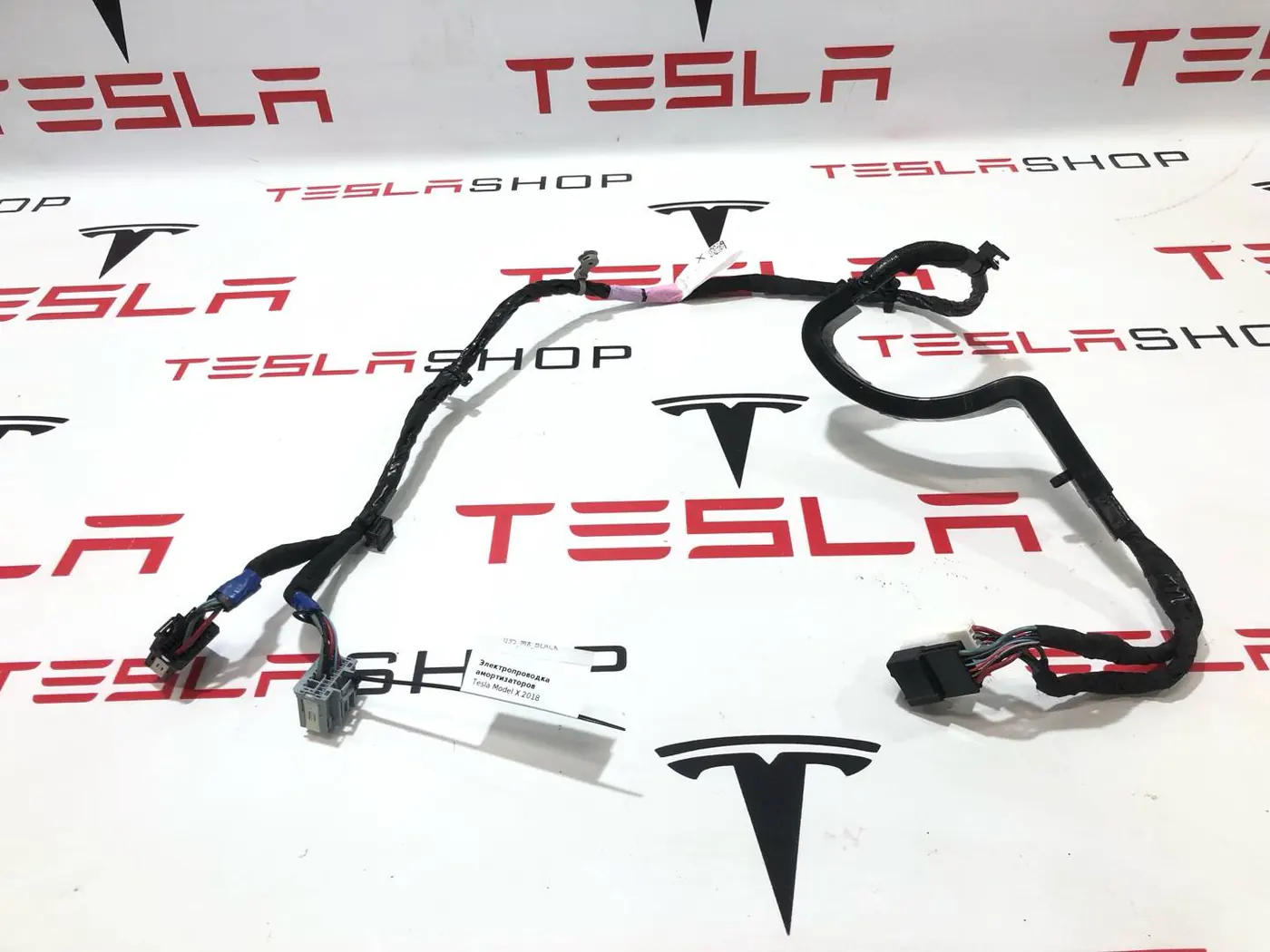 Проводка двери к Tesla Model X 2018
