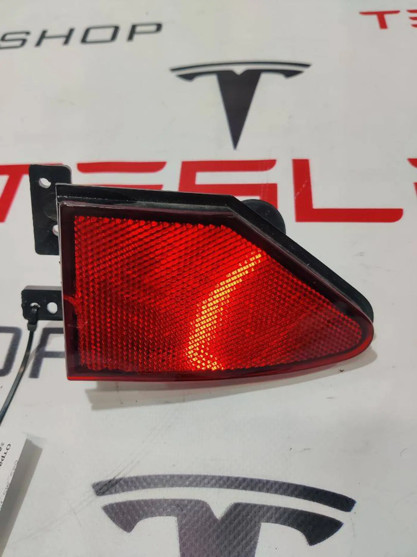 Отражатель фары к Tesla Model S 2021