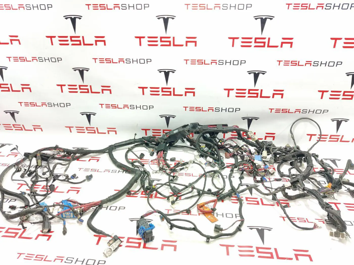 Проводка к Tesla Model X 2019