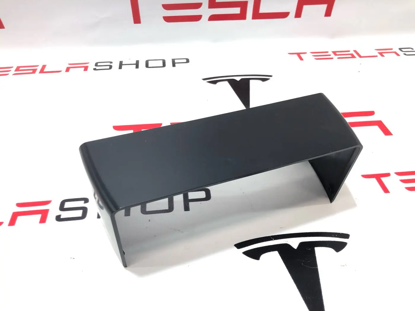 Монитор к Tesla Model S 2022