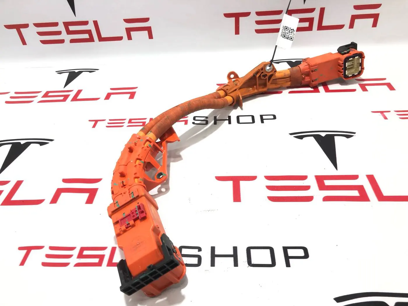 Порт зарядный к Tesla Model Y 2021