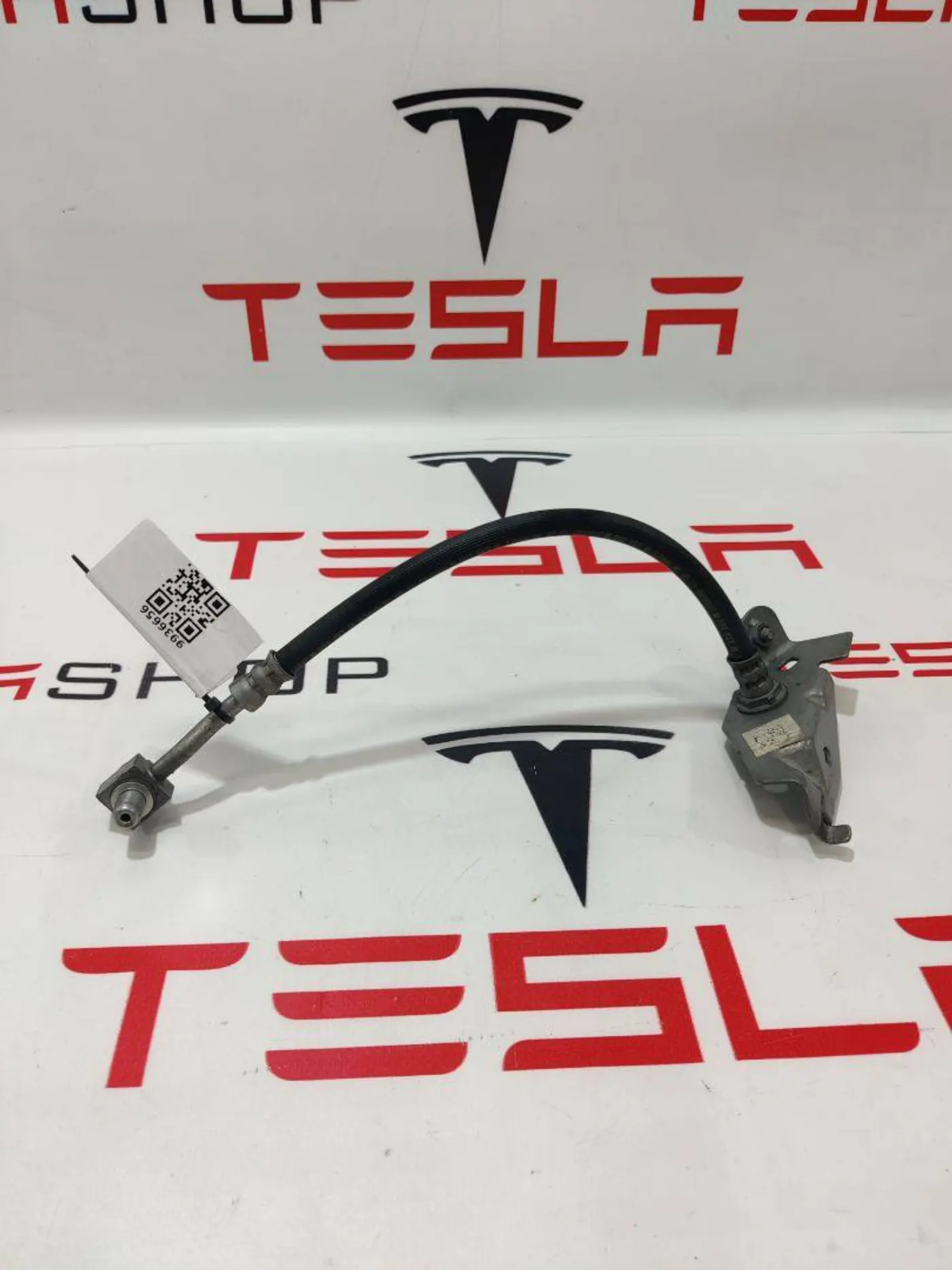 Шланг тормозной к Tesla Model Y 2021