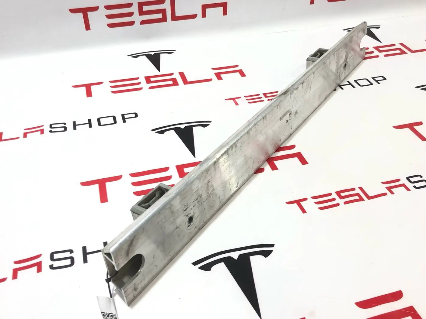 Механизм (прочие) к Tesla Model Y 2021