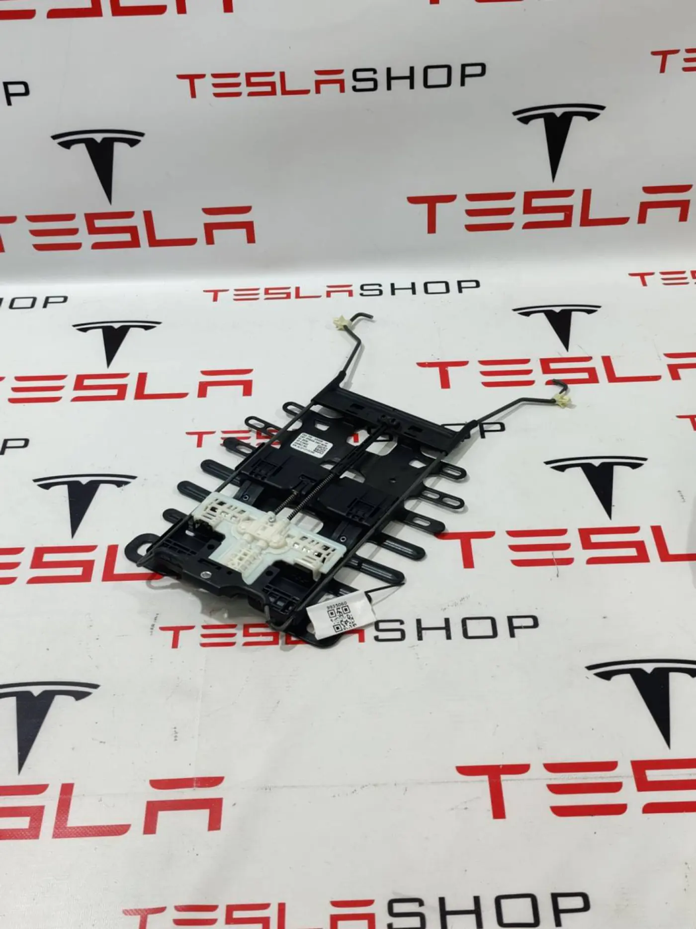 Механизм (прочие) к Tesla Model X 2019