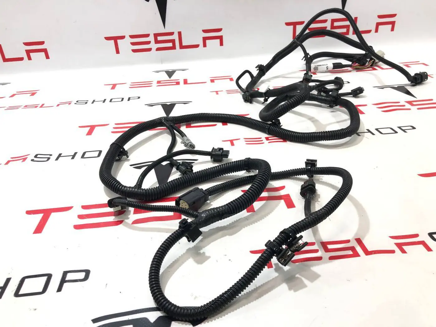 Проводка бампера переднего к Tesla Model S 2019
