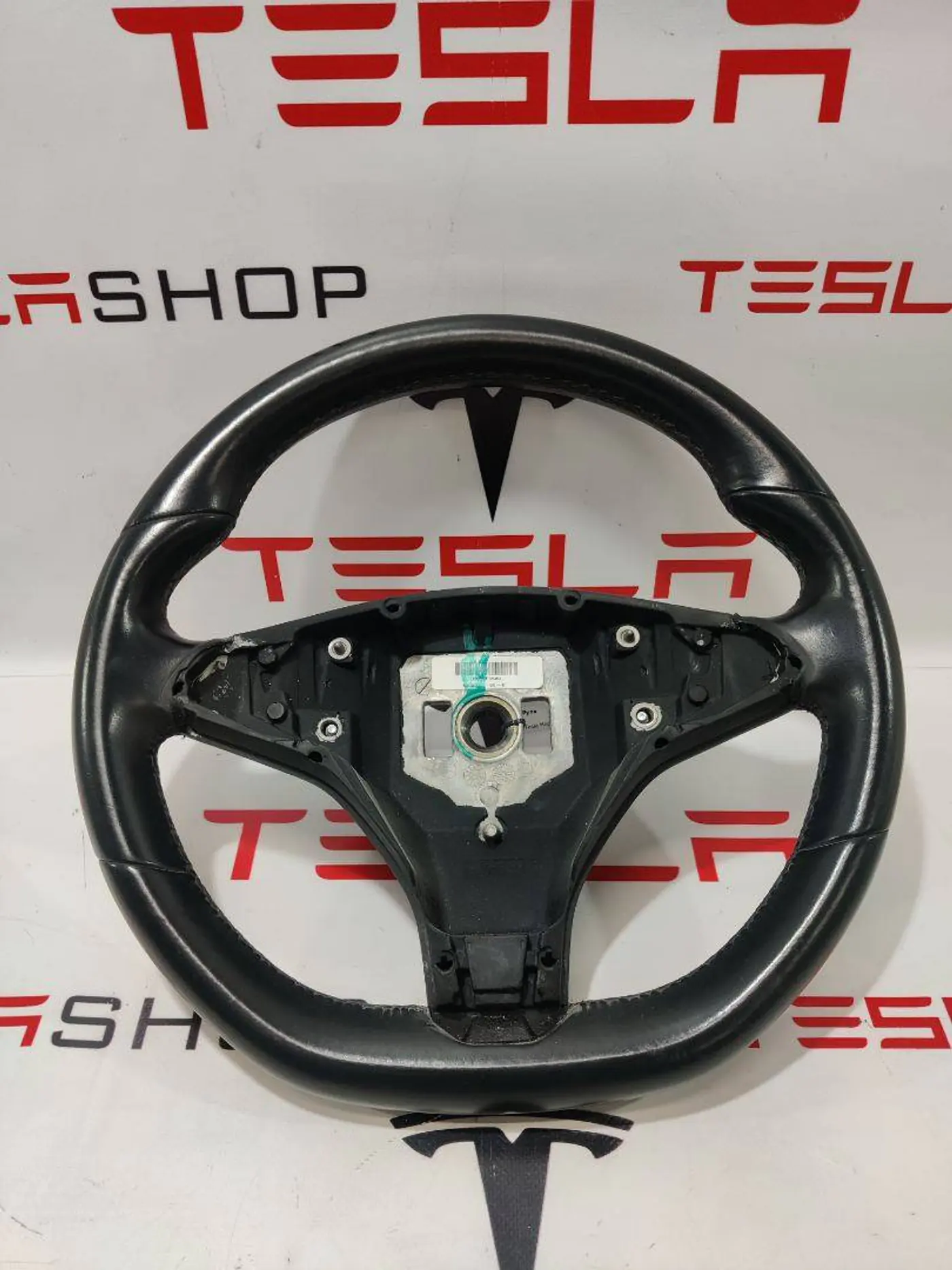 Руль к Tesla Model S 2018
