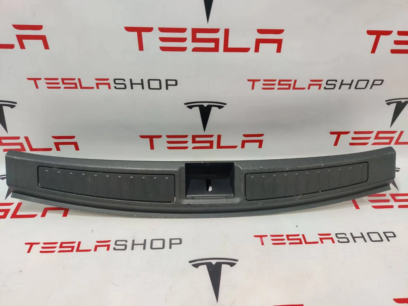 Пластик к Tesla Model S 2018