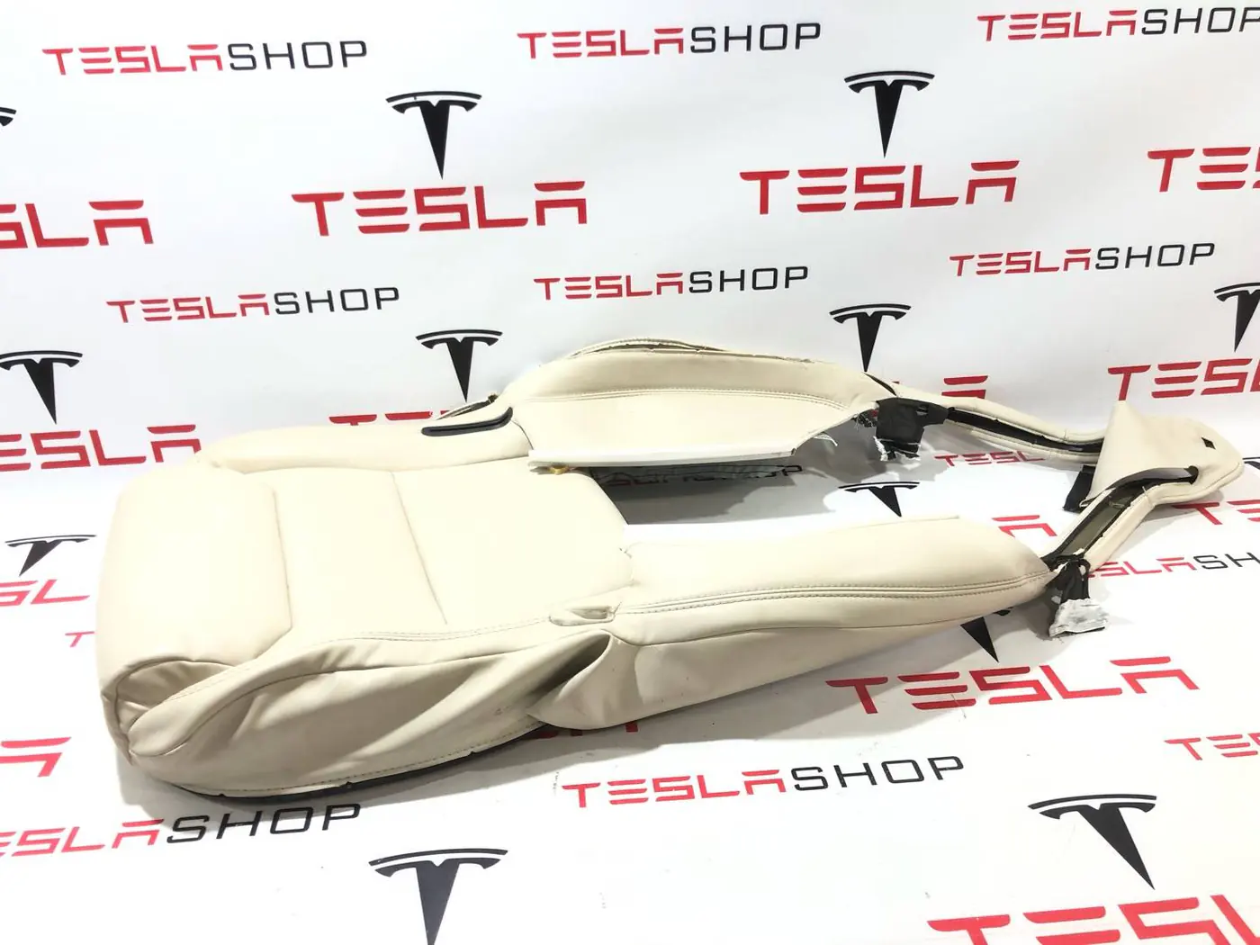 Сиденье переднее к Tesla Model X 2017