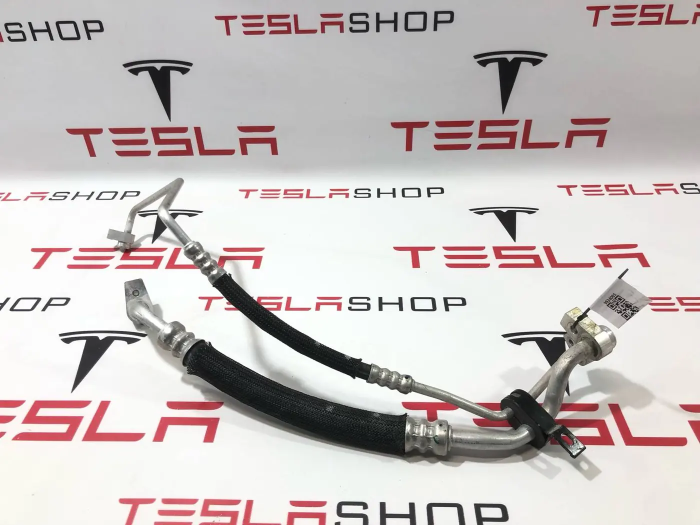 Трубка кондиционера к Tesla Model X 2019