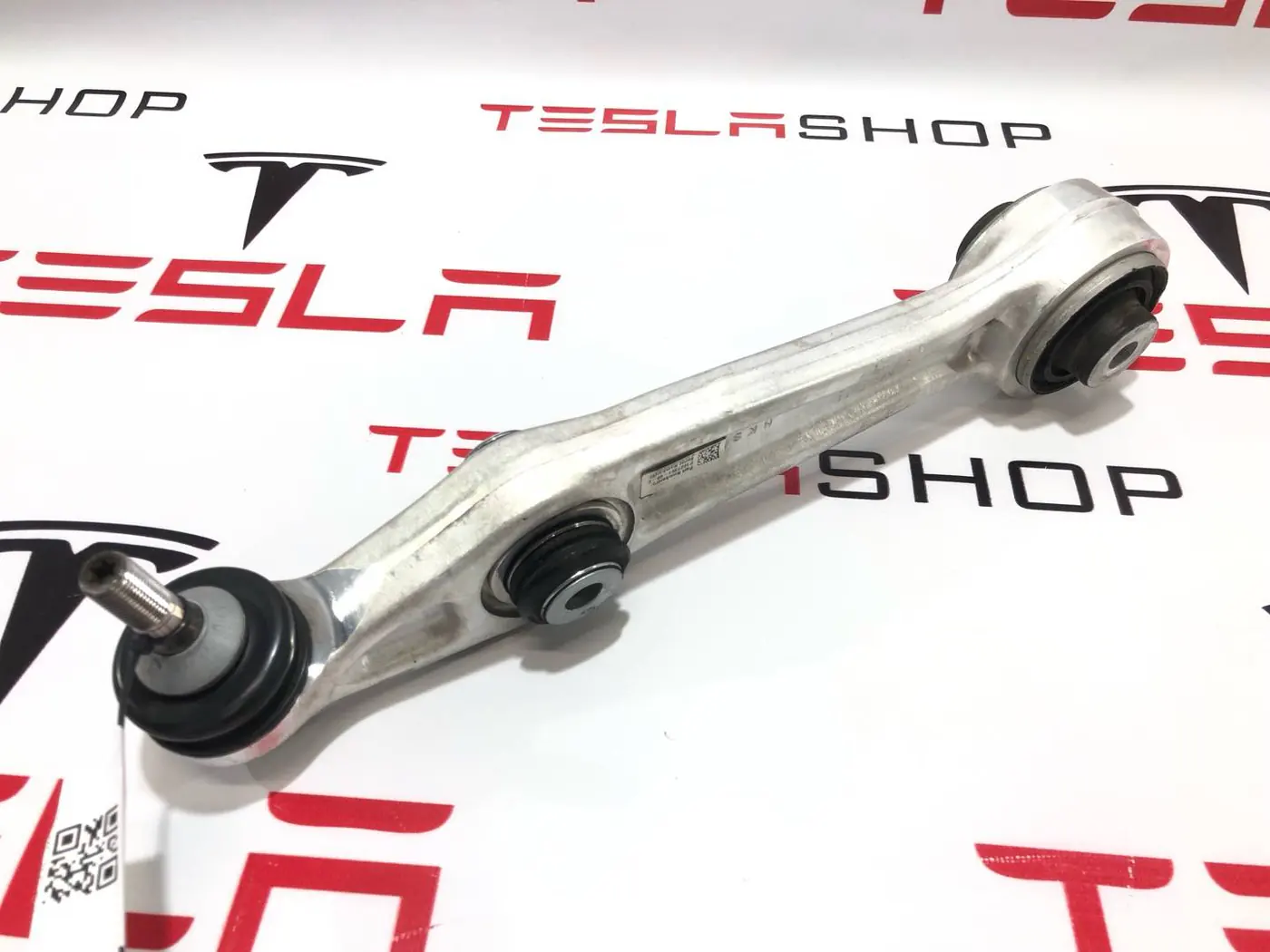 Рычаг передний к Tesla Model S 2018
