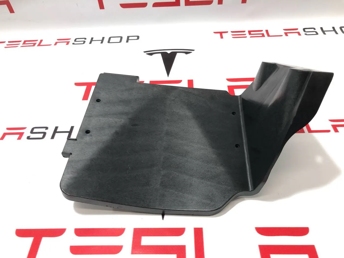 Механизм (прочие) к Tesla Model S 2018