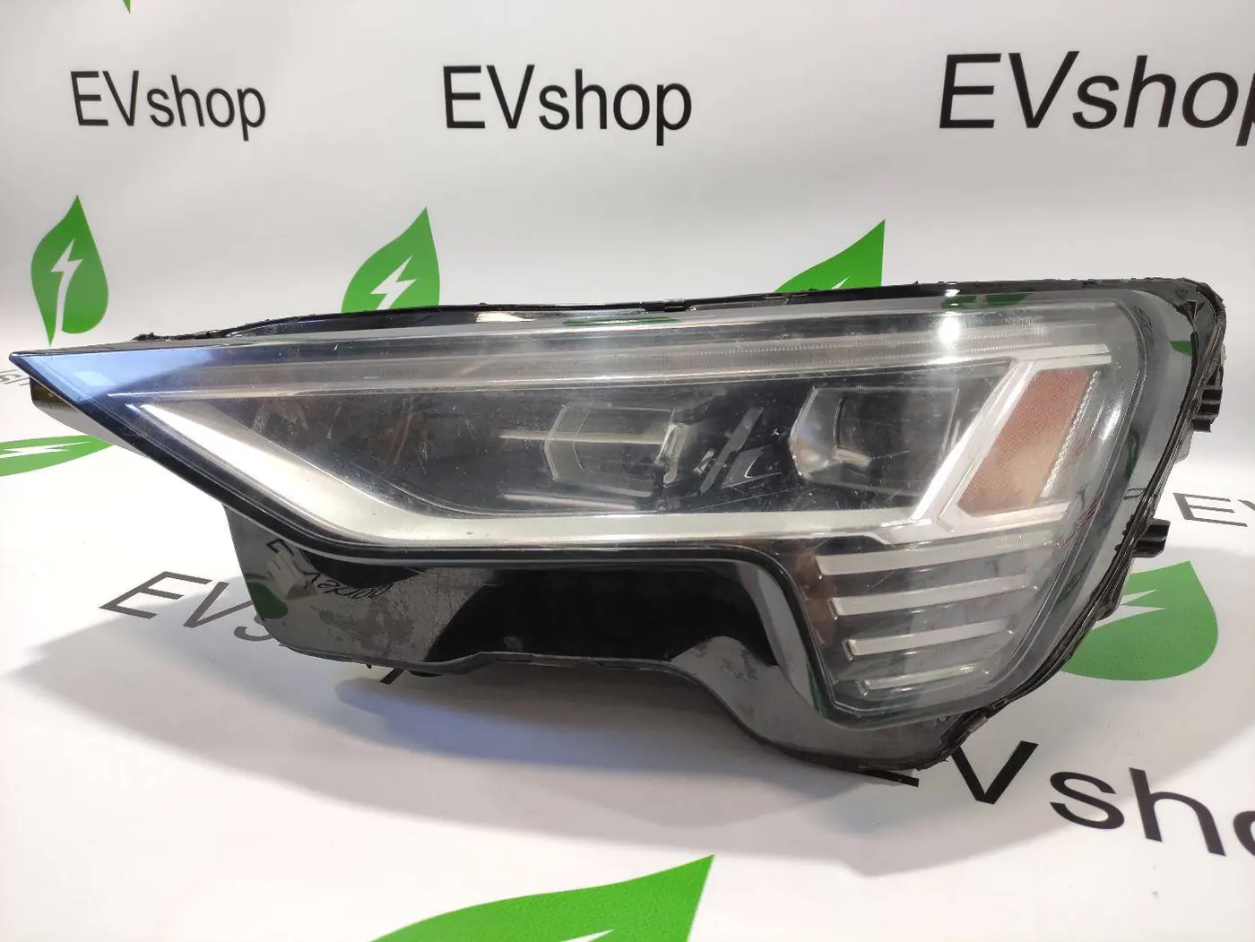 Фара левая к Audi e-tron 2019