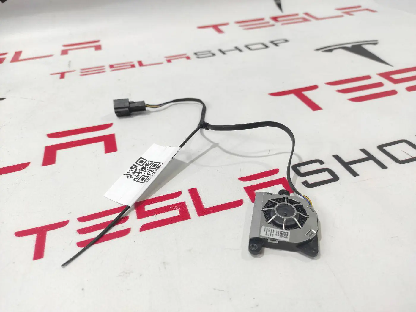 Вентилятор радиатора к Tesla Model S 2021