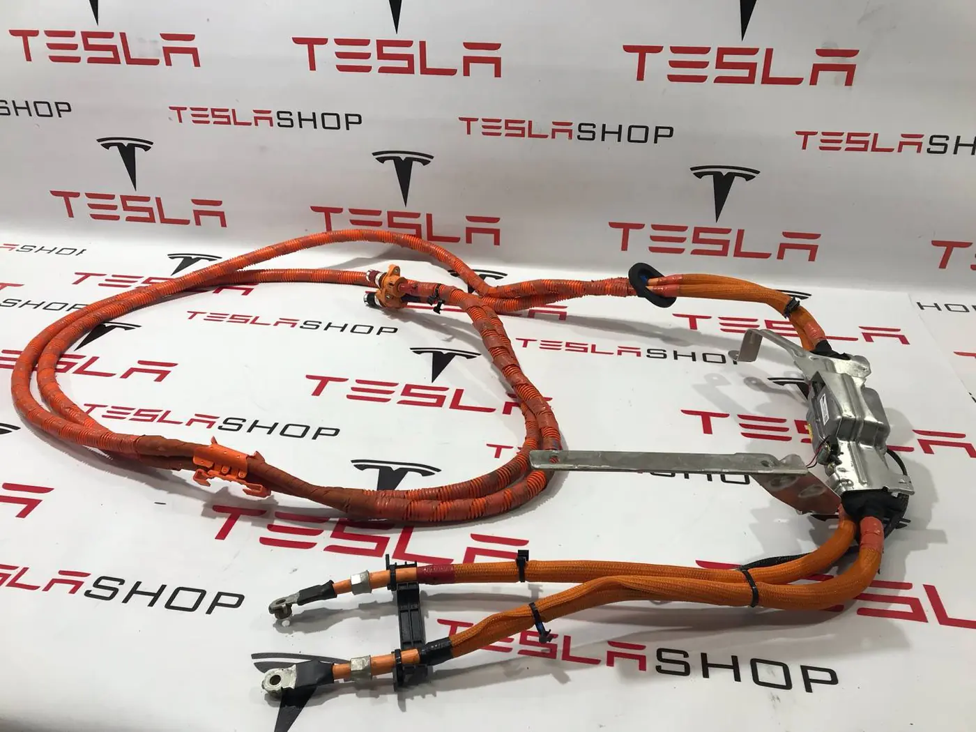 Короб предохранителей к Tesla Model S 2015