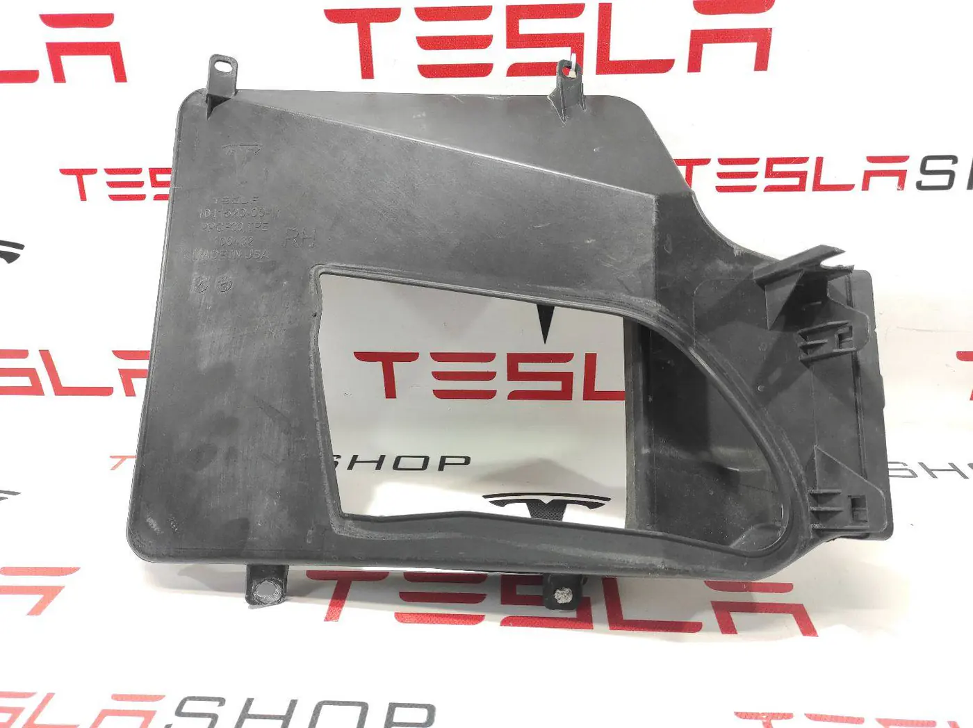 Дефлектор к Tesla Model S 2015