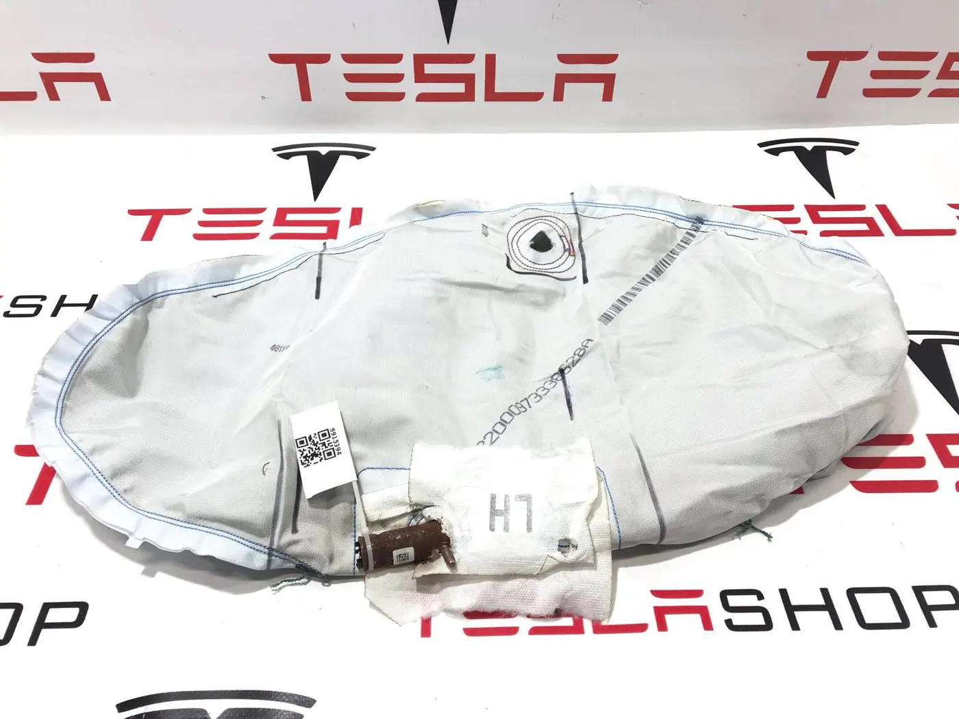 Подушки безопасности к Tesla Model X 2016