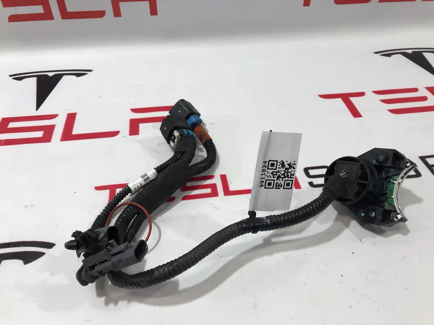 Проводка к Tesla Model Y 2020