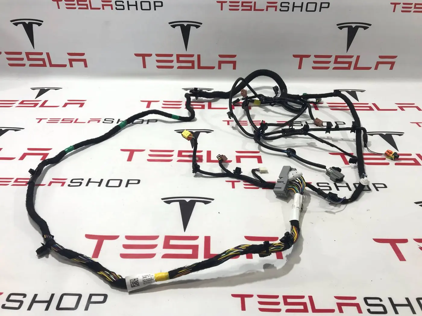 Проводка к Tesla Model Y 2020