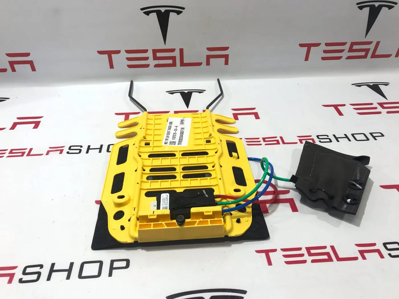 Механизм (прочие) к Tesla Model Y 2020