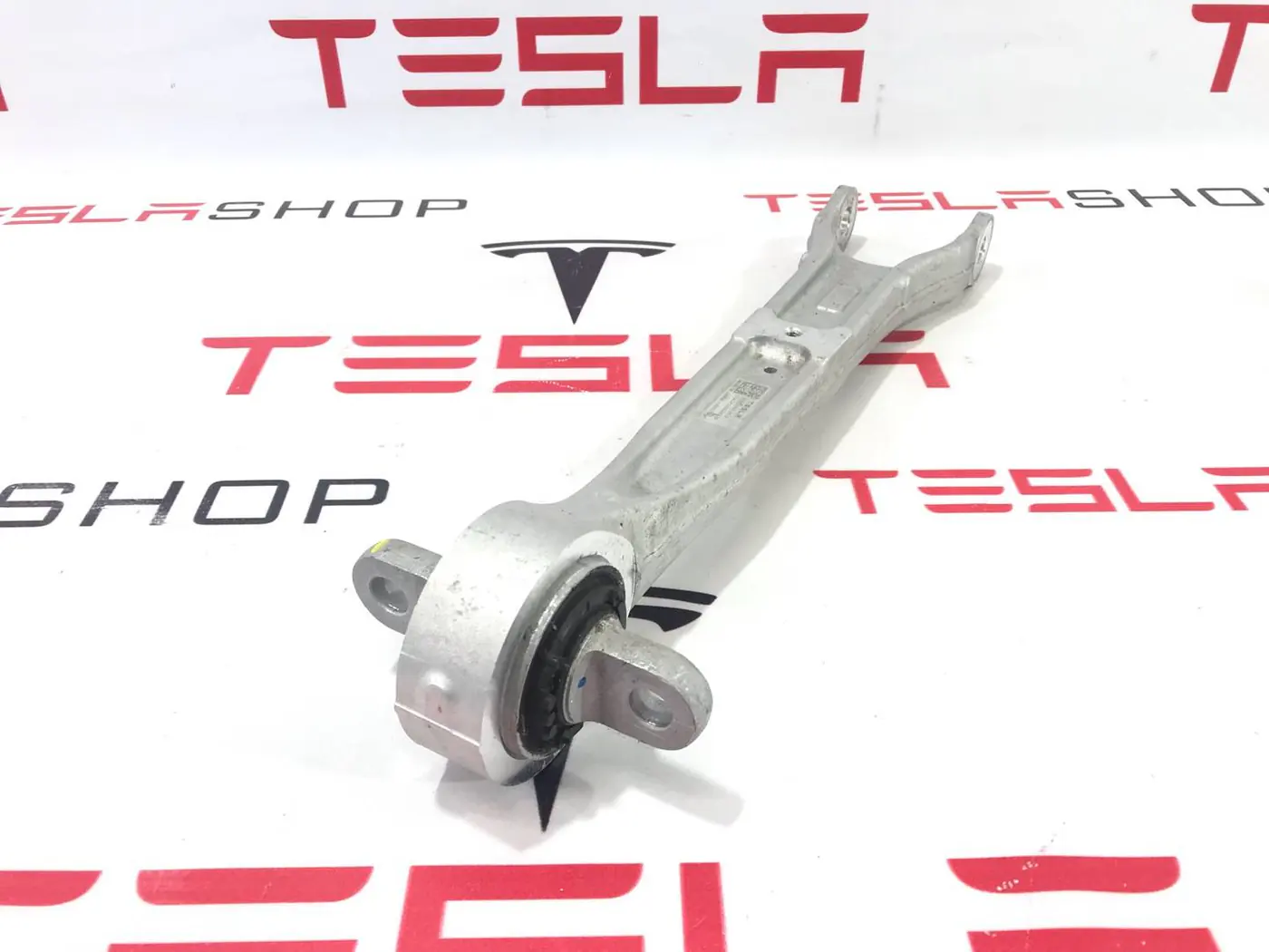 Рычаг задний к Tesla Model S 2021