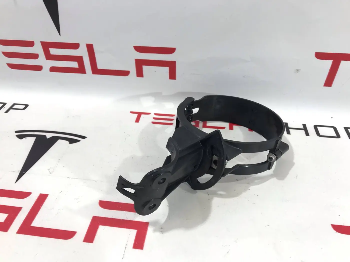Компрессор пневмоподвески к Tesla Model S 2017