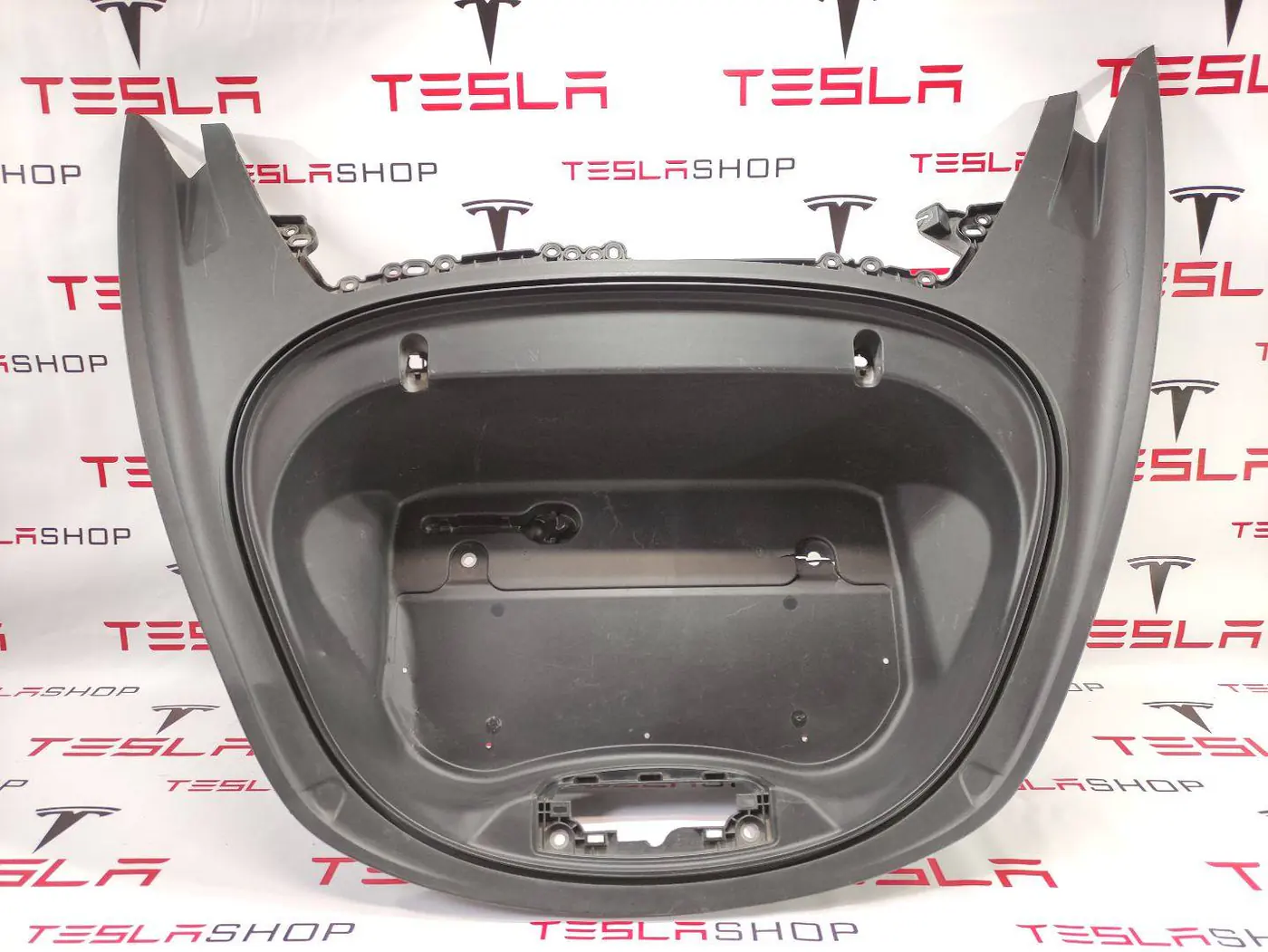 Корыто пластиковое к Tesla Model 3 2018