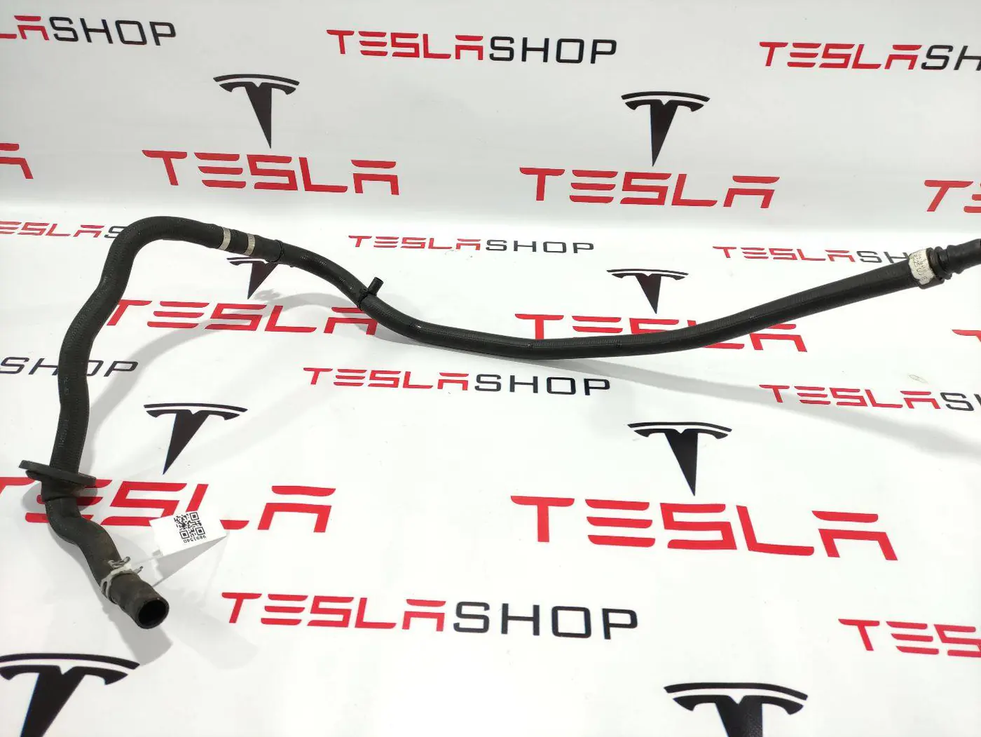 Патрубок к Tesla Model X 2016