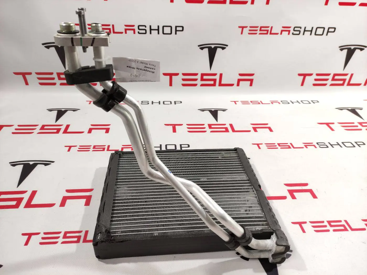 Испаритель кондиционера к Tesla Model 3 2019