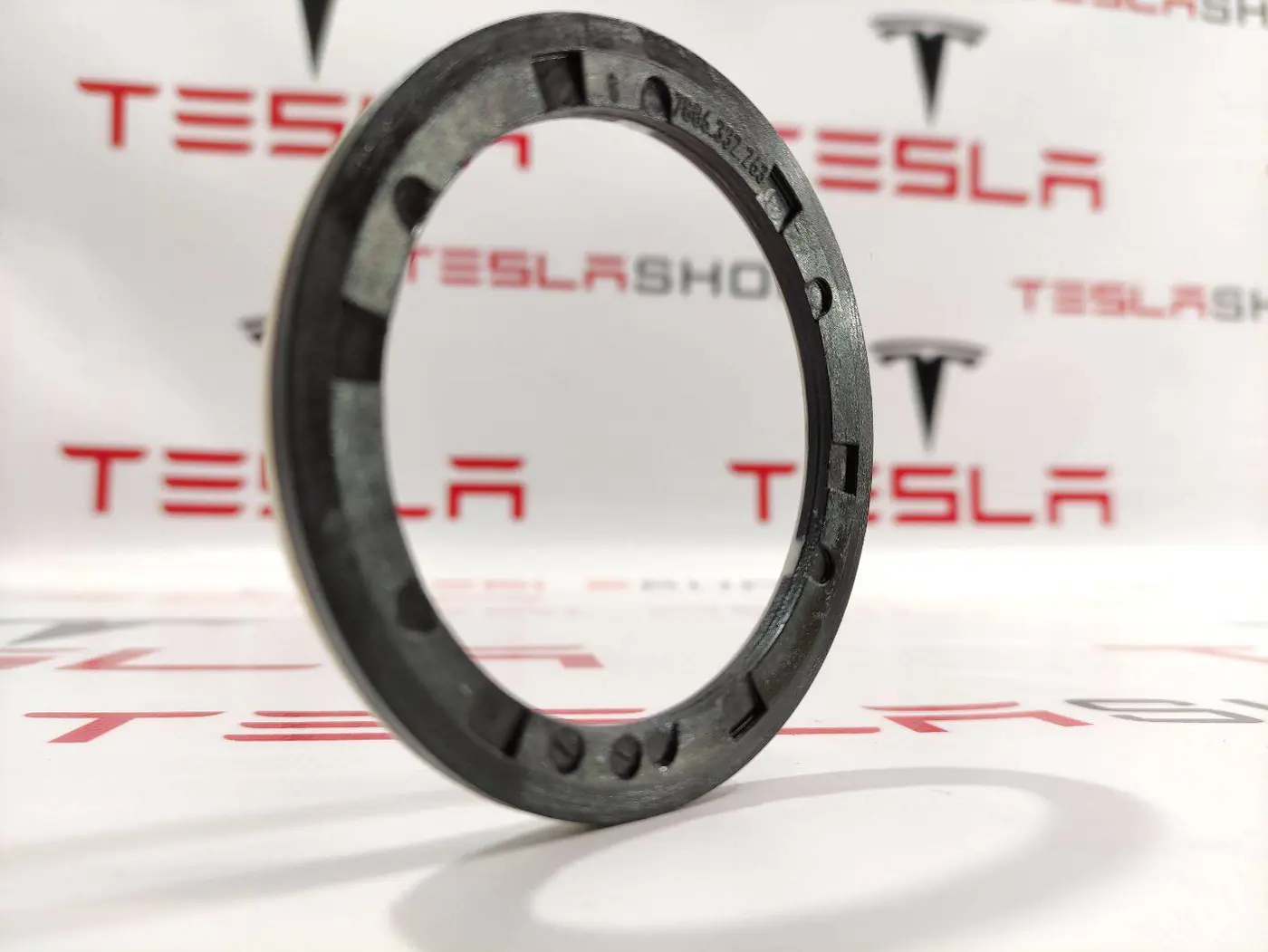 Шайба к Tesla Model S 2015