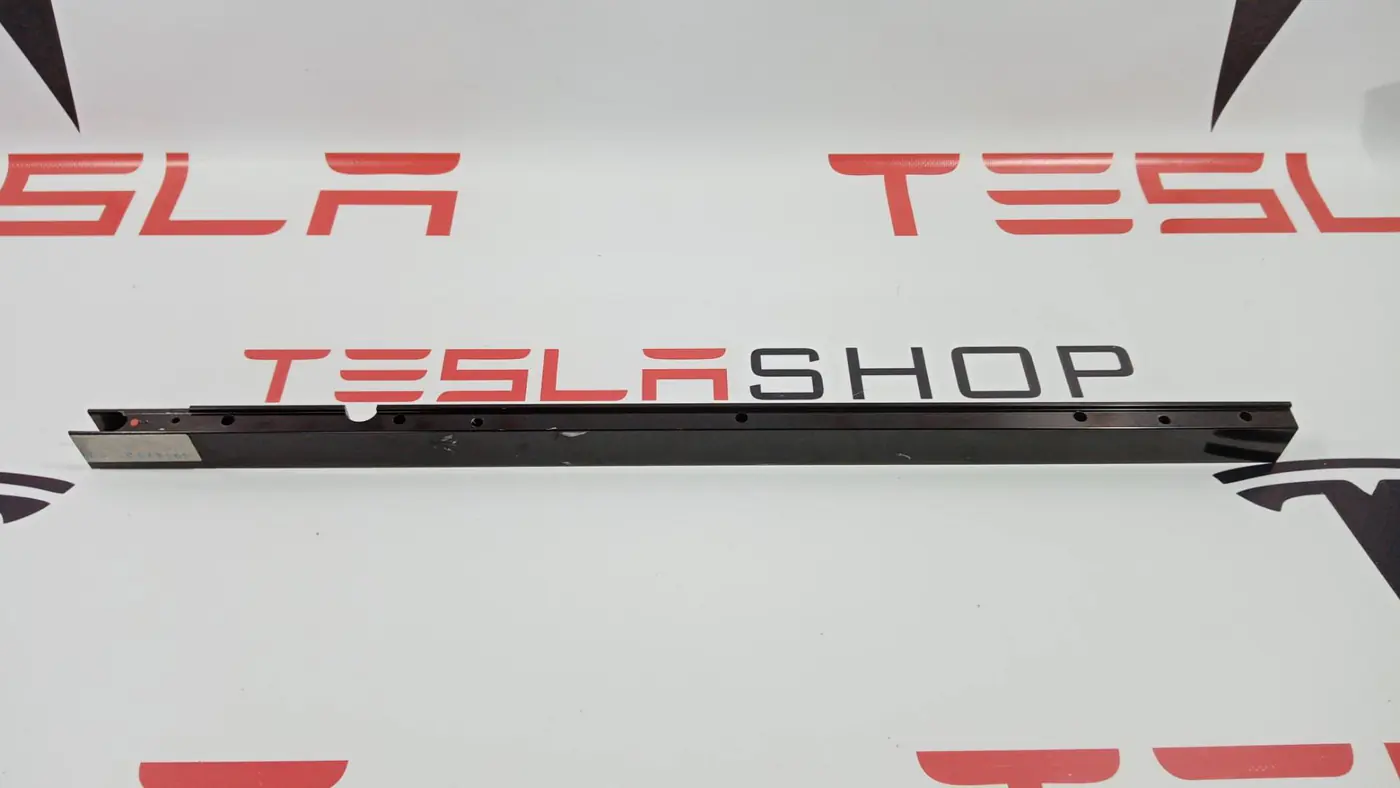 Капот к Tesla Model S 2015