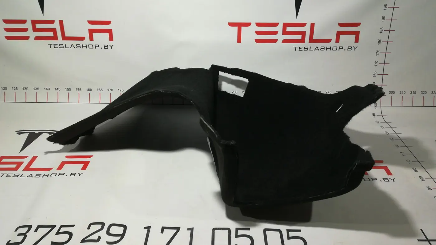 Обшивка багажника к Tesla Model S 2012